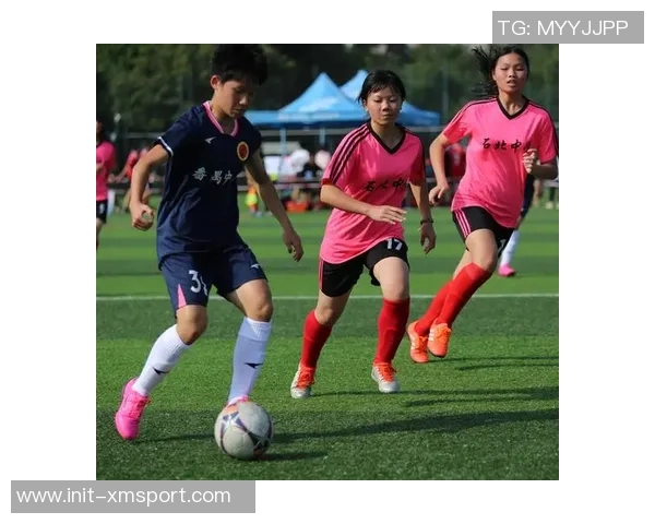 我与足球的故事:激情梦想与成长的旅程